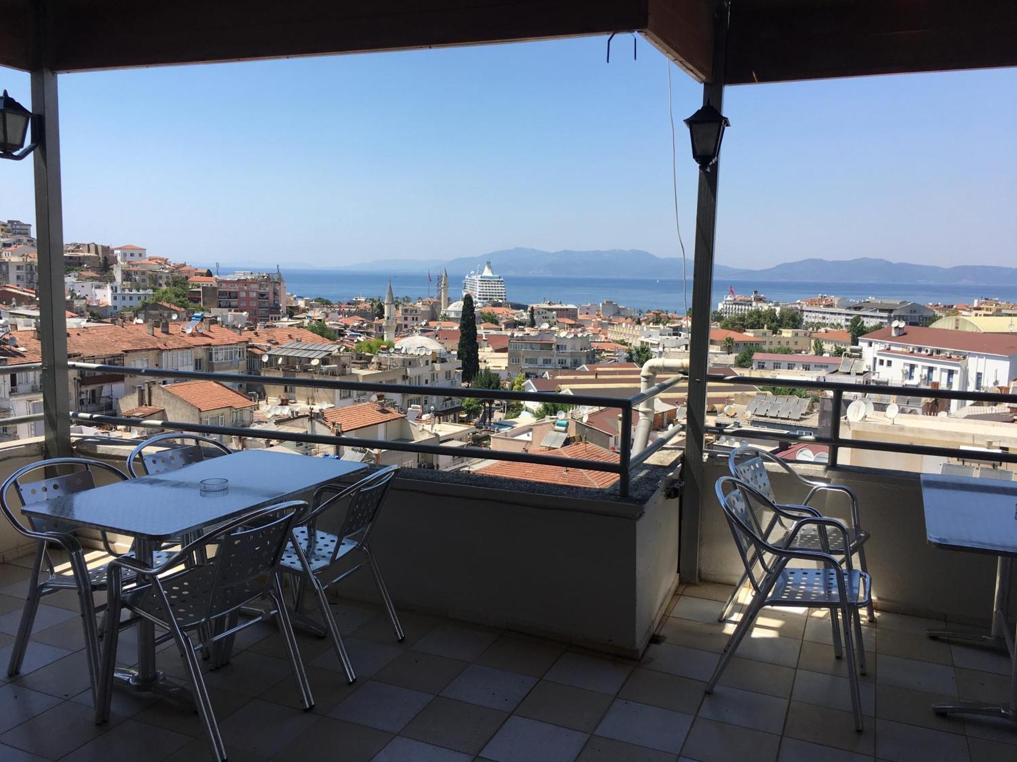Cagdas * Kuşadası